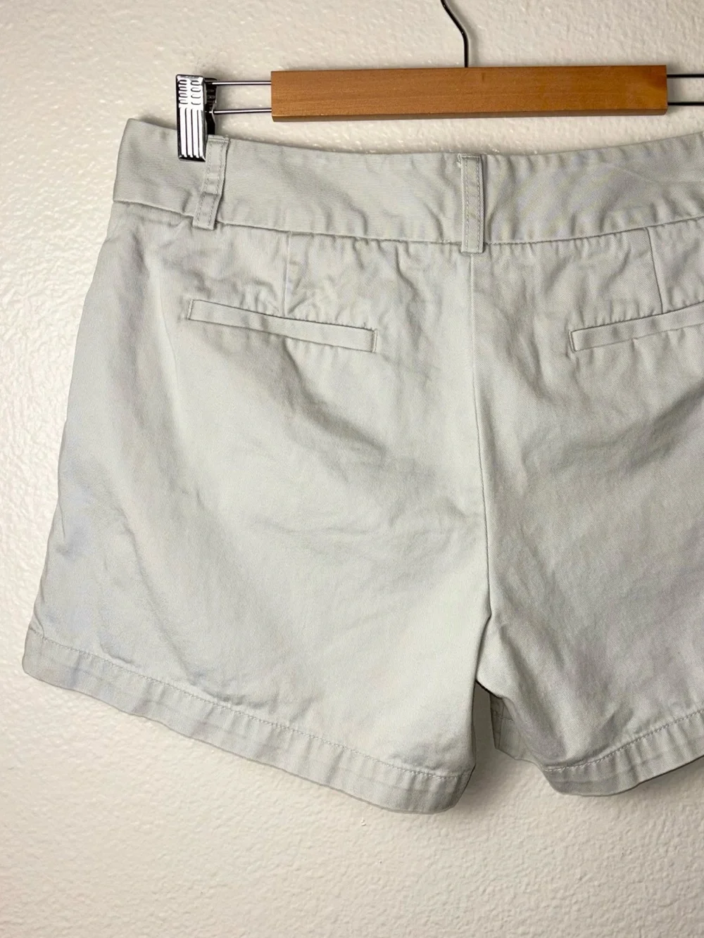 J.Crew City Fit Chino Short Women’s Size 8 Low Fit Classic Cotton Shorts In Tan
